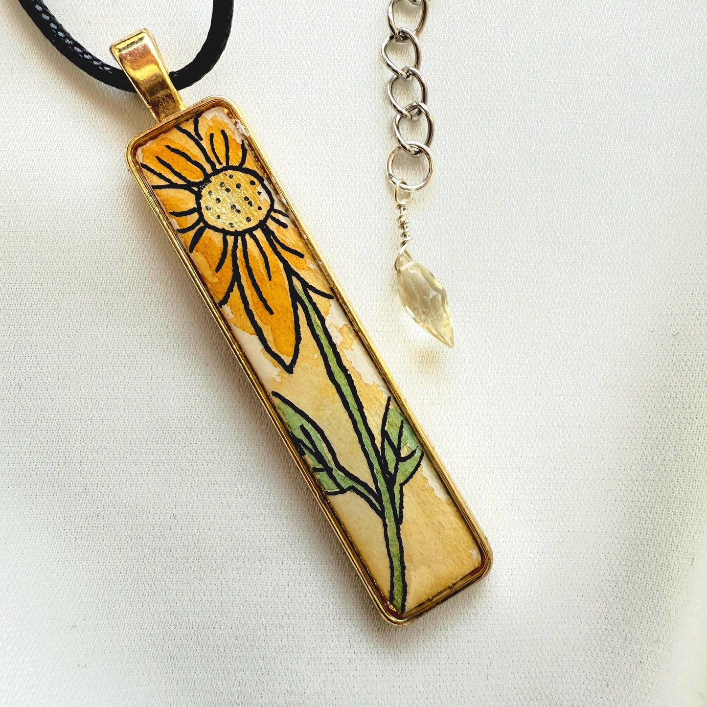 Gold sunflower pendant necklace with gem, botanical boho style jewelry, gift for her, hippy aesthetic, pale yellow gem
